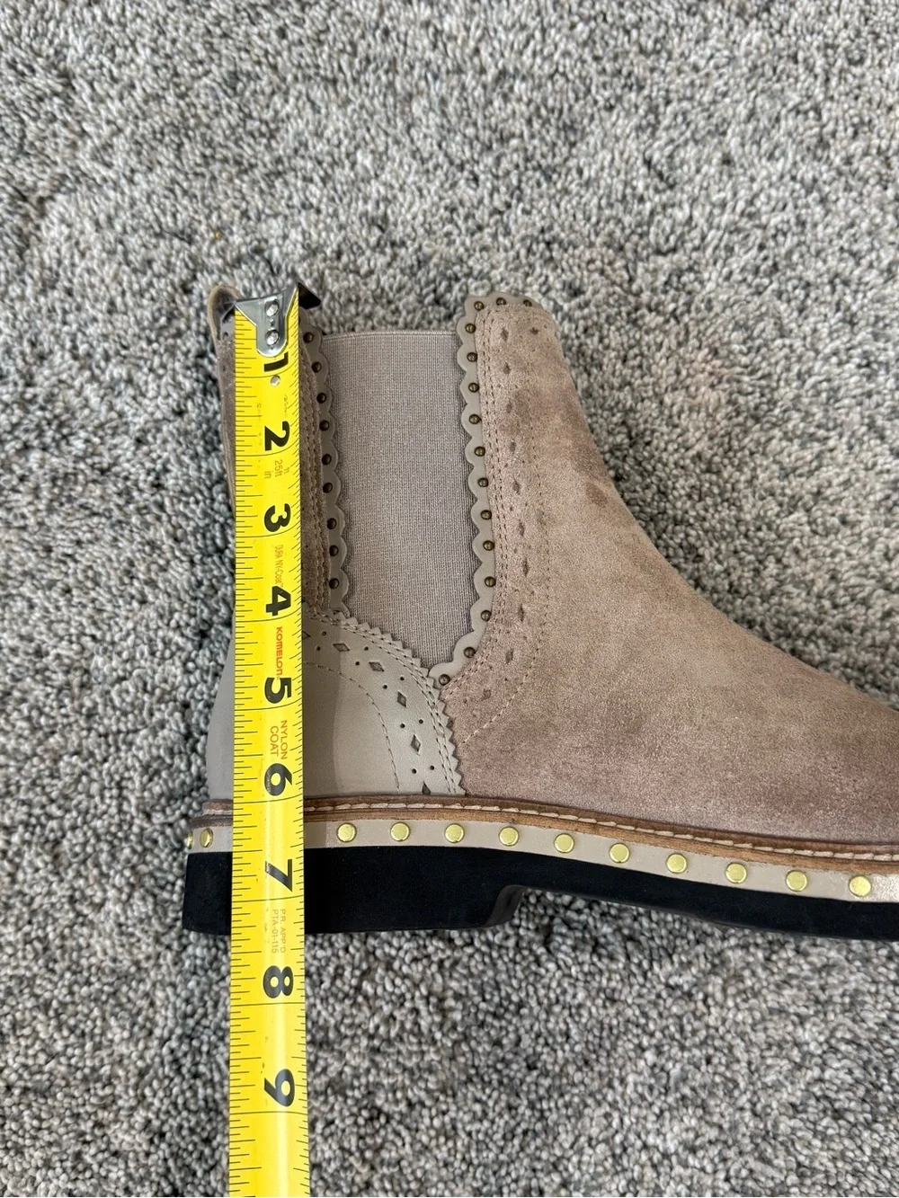 Free People Atlas Chelsea Boots Suede Studded Flats Boho Taupe Women’s 39.5 US 9